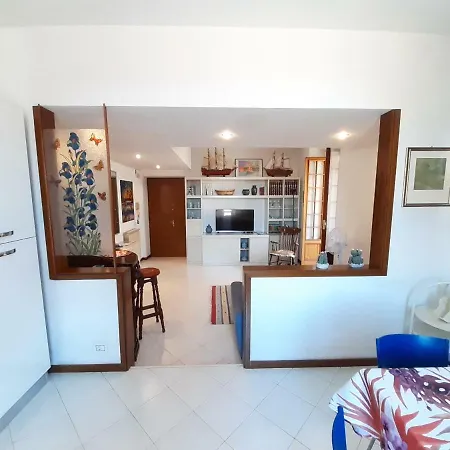 Casa Fiore 5/5 * La Spezia